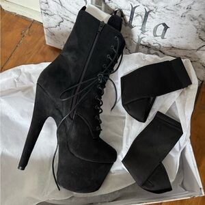 Babydoll Hella Heels